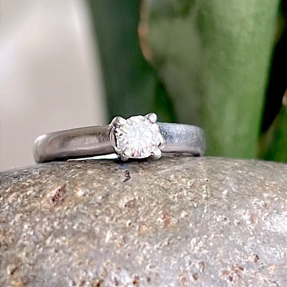 1/3 carat diamond ring